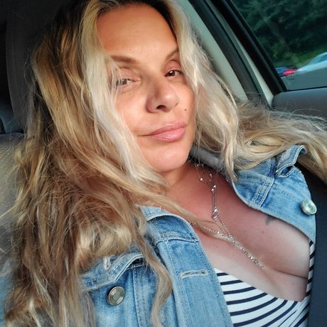 Foto di nudo di fuga di OnlyFans di Highheelgoddess