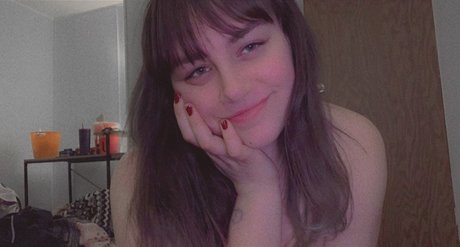 Foto di nudo di fuga di OnlyFans di Jenny