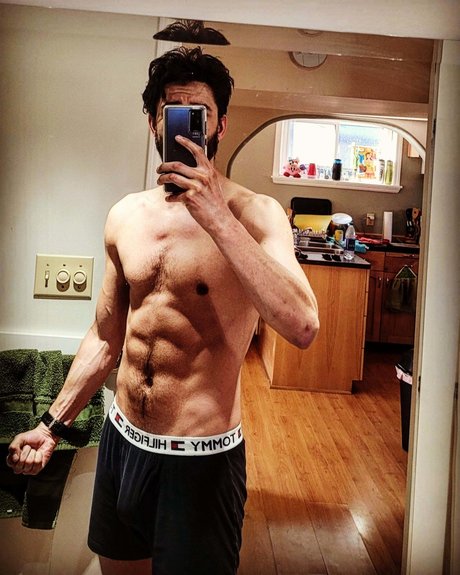 Foto di nudo di fuga di OnlyFans di Jesus Sinns