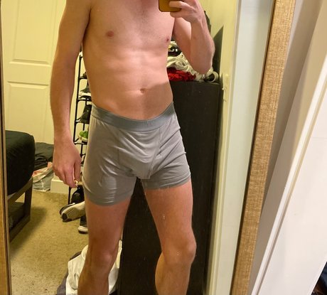 Foto di nudo di fuga di OnlyFans di Jt