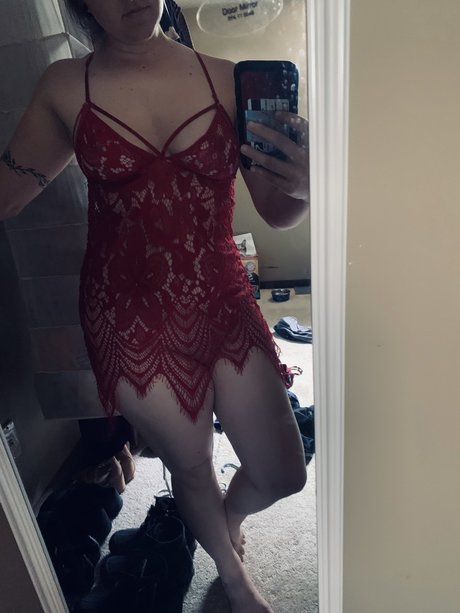Foto di nudo di fuga di OnlyFans di J Cierra 