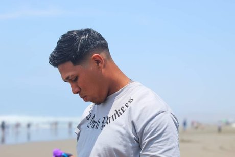 Foto di nudo di fuga di OnlyFans di Juan Olaya Marquez