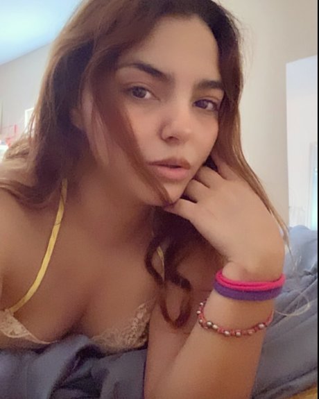 Foto di nudo di fuga di OnlyFans di Jessy