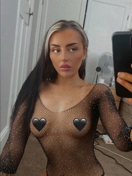 Foto di nudo di fuga di OnlyFans di Jazz  