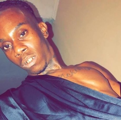 Foto di nudo di fuga di OnlyFans di Jay Nasty