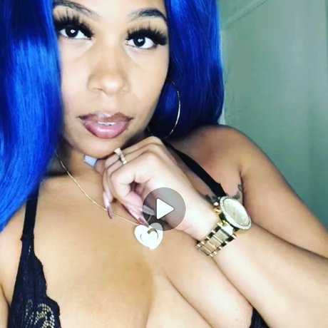 Foto di nudo di fuga di OnlyFans di Goldyn The Goddess