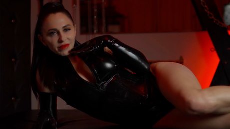 Mistress Alicia 