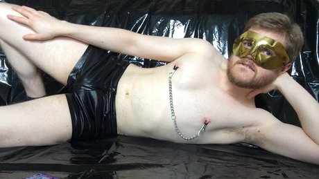 Foto di nudo di fuga di OnlyFans di Mister Mask