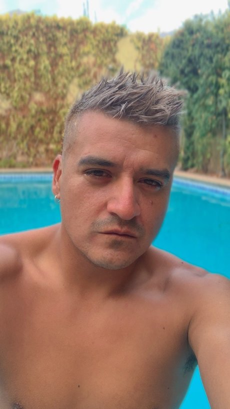 Foto di nudo di fuga di OnlyFans di Mr