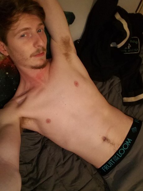 Foto di nudo di fuga di OnlyFans di Justin Case