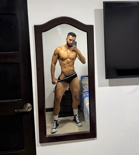 Foto di nudo di fuga di OnlyFans di Juan Camilo Ramrez Salgado