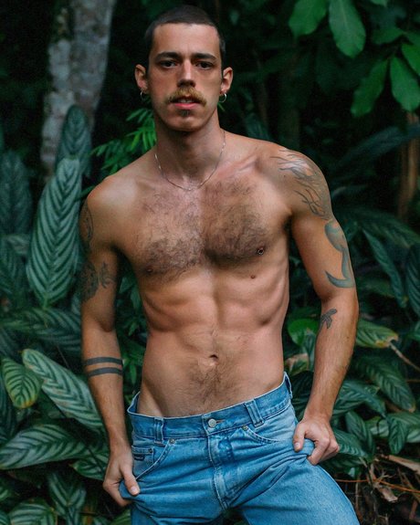 Foto di nudo di fuga di OnlyFans di Jotab Free