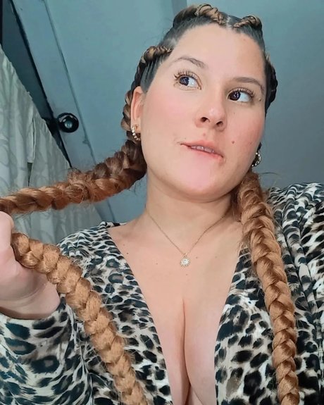 Foto di nudo di fuga di OnlyFans di Wanda Gutirrez