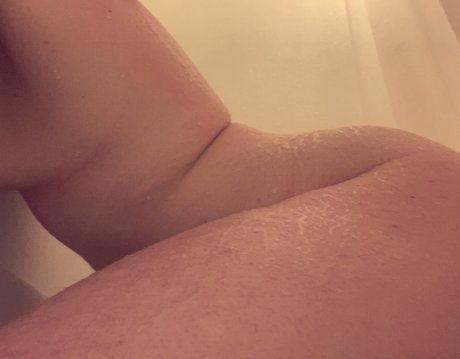 Foto di nudo di fuga di OnlyFans di Bea