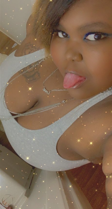 Foto di nudo di fuga di OnlyFans di Unique