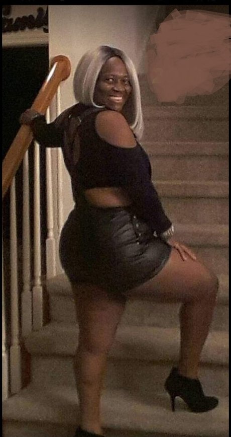 Foto di nudo di fuga di OnlyFans di Miss Mary
