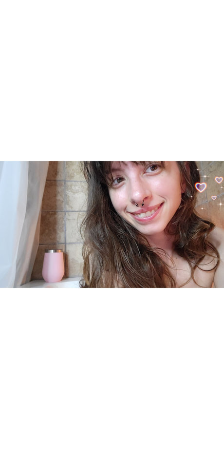 Foto di nudo di fuga di OnlyFans di Roamie Romeo