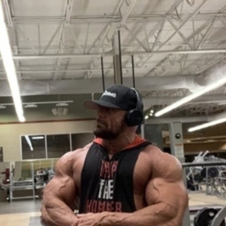 Foto di nudo di fuga di OnlyFans di Maturedmuscle