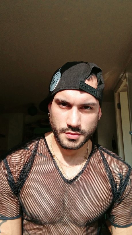 Foto di nudo di fuga di OnlyFans di Miguel Angel