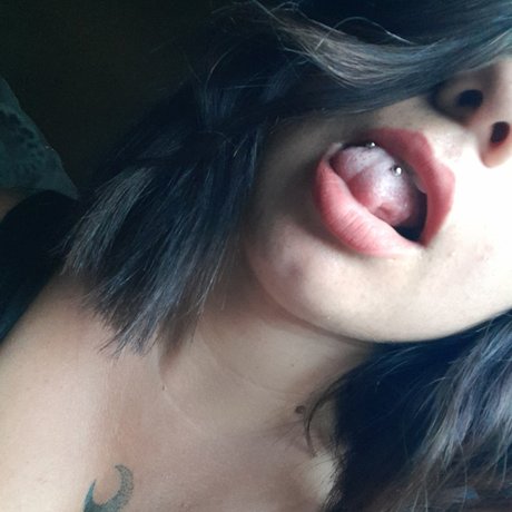 Foto di nudo di fuga di OnlyFans di Sing93