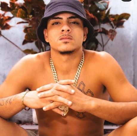 Foto di nudo di fuga di OnlyFans di Mlk Edu