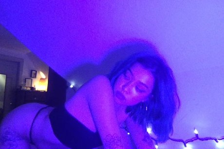 Foto di nudo di fuga di OnlyFans di Miya