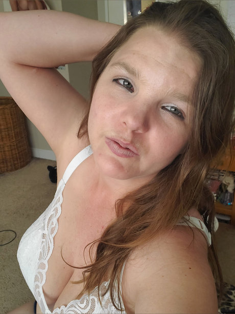 Foto di nudo di fuga di OnlyFans di Silverstar87