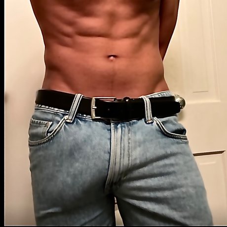 Foto di nudo di fuga di OnlyFans di Goth Boy