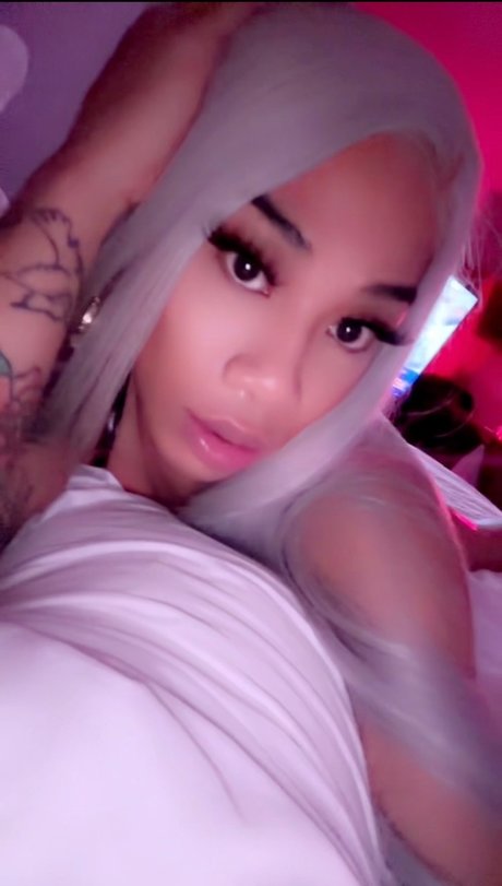 Foto di nudo di fuga di OnlyFans di Skin2skin