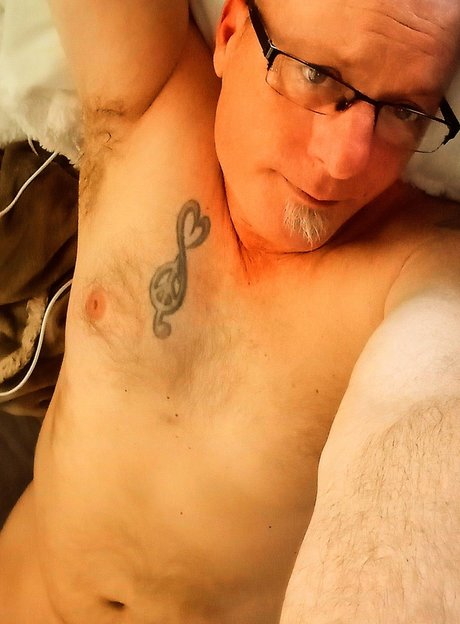 Foto di nudo di fuga di OnlyFans di Dave