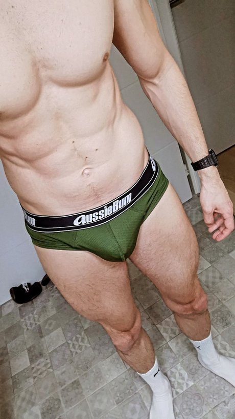 Foto di nudo di fuga di OnlyFans di Jayfvre 