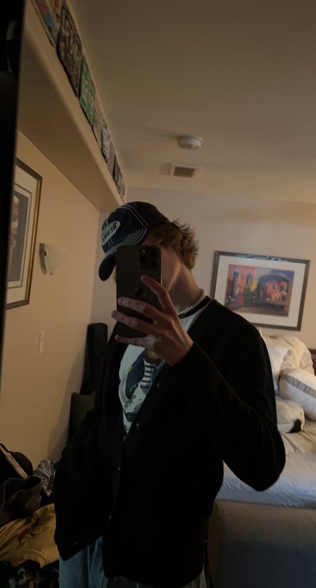 Foto di nudo di fuga di OnlyFans di Jaxon