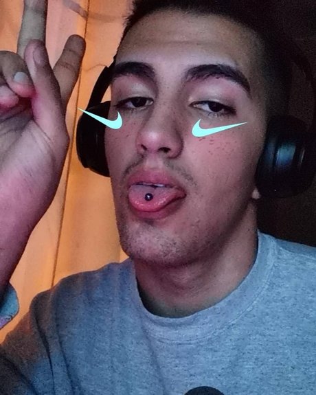 Foto di nudo di fuga di OnlyFans di Javier Vg
