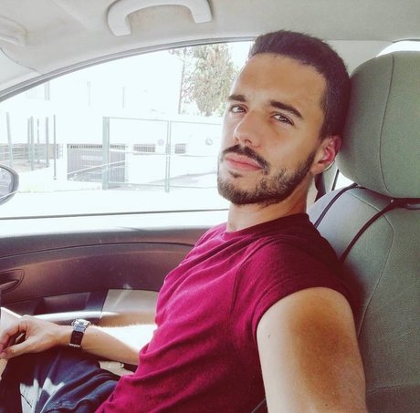 Foto di nudo di fuga di OnlyFans di Javi