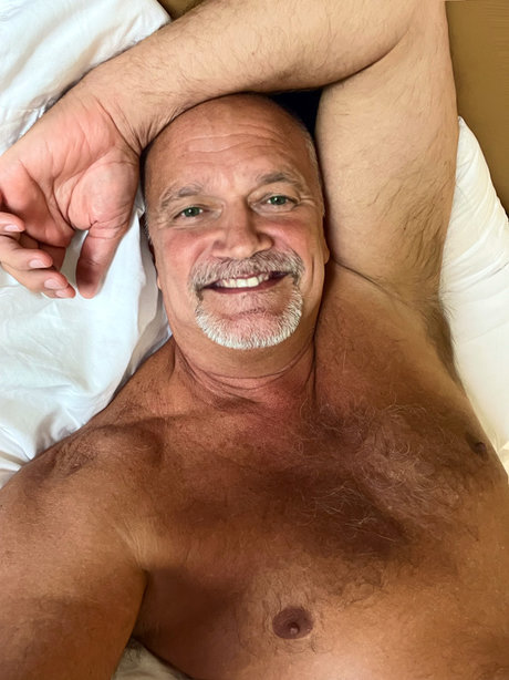 Foto di nudo di fuga di OnlyFans di Mitch Roberts