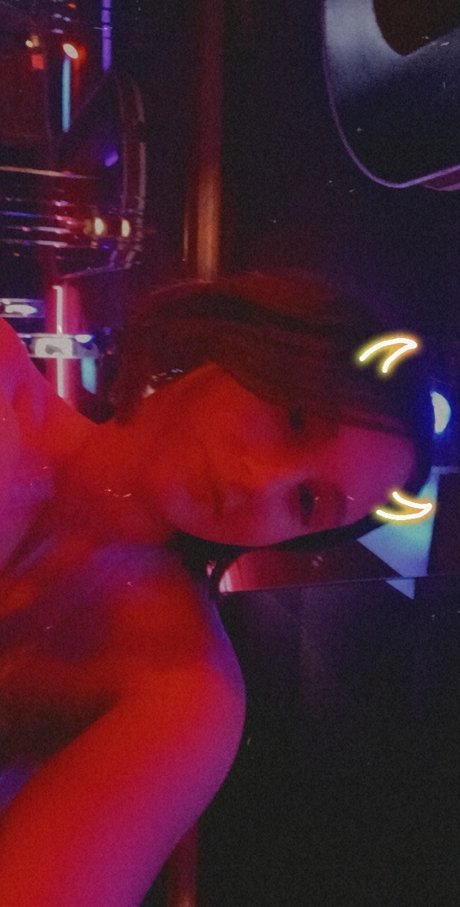 Foto di nudo di fuga di OnlyFans di Misty