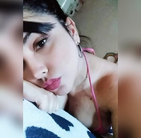 Foto di nudo di fuga di OnlyFans di  