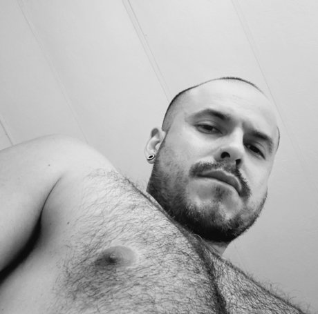 Foto di nudo di fuga di OnlyFans di Gus