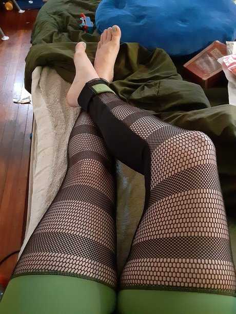 Foto di nudo di fuga di OnlyFans di Succubitch
