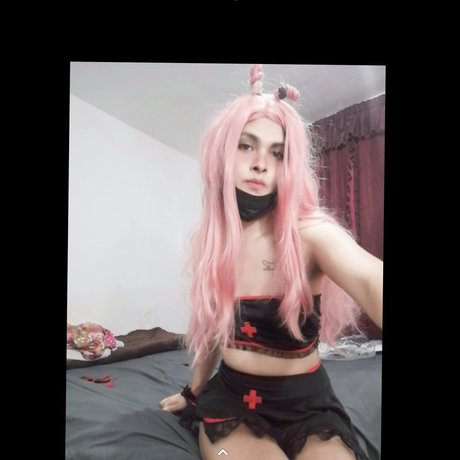 Foto di nudo di fuga di OnlyFans di Montserrat