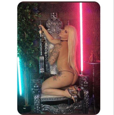 Foto di nudo di fuga di OnlyFans di Miss Mercedes