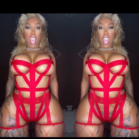 Foto di nudo di fuga di OnlyFans di Jans Different