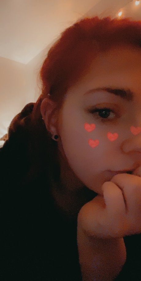 Foto di nudo di fuga di OnlyFans di Hope