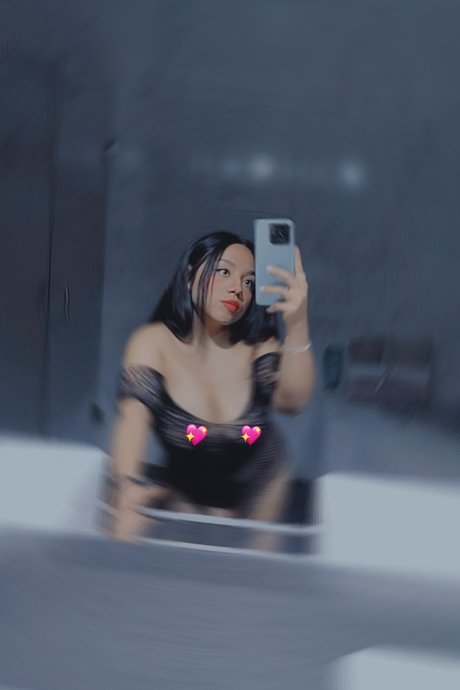 Foto di nudo di fuga di OnlyFans di Ana Pao