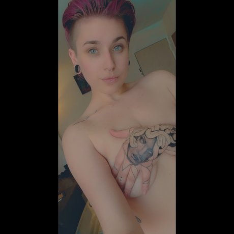 Foto di nudo di fuga di OnlyFans di Honey