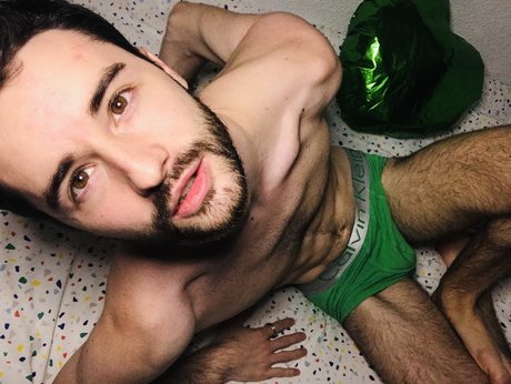 Foto di nudo di fuga di OnlyFans di Monsieur Grey