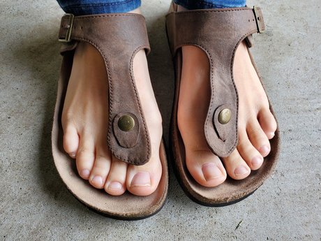 Foto di nudo di fuga di OnlyFans di Monroevillefeet And Toes