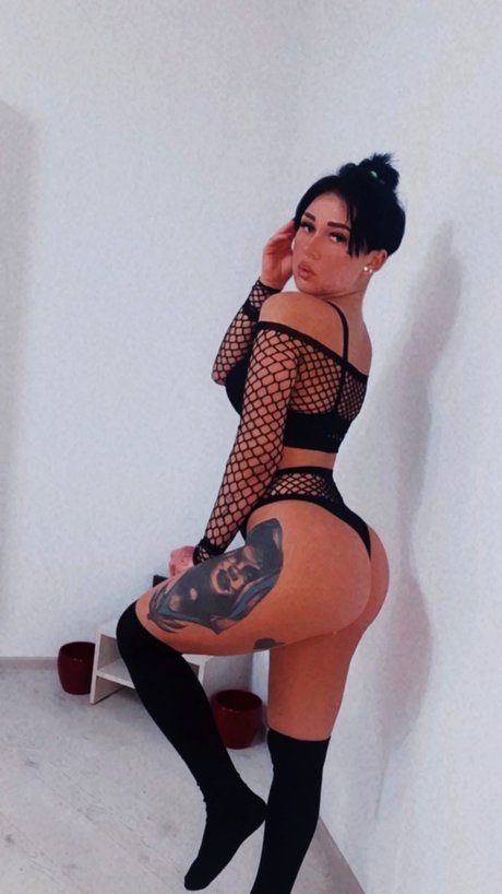 Foto di nudo di fuga di OnlyFans di Monika Monika