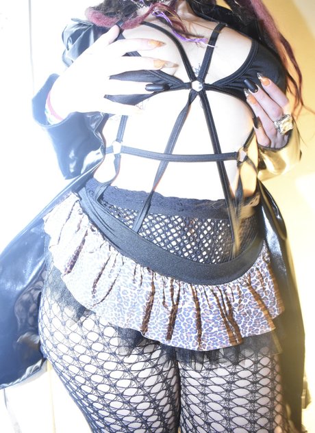 Foto di nudo di fuga di OnlyFans di Mistress Molly 