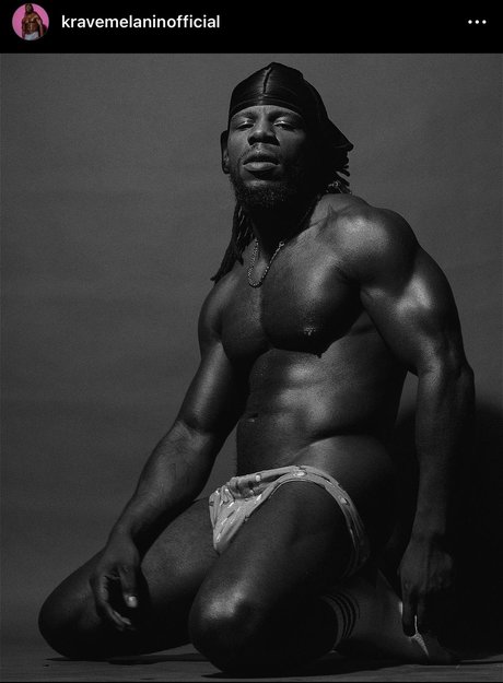 Foto di nudo di fuga di OnlyFans di Krave Melanin